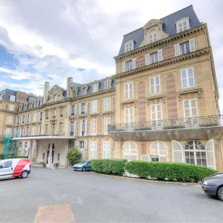 Studio Les Roches Noires-1 Apartment *